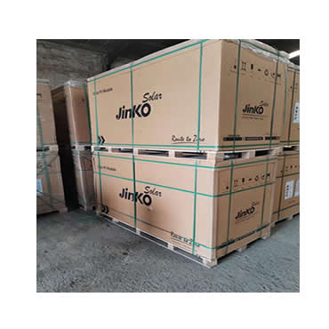 585watts Jinko solar Panel